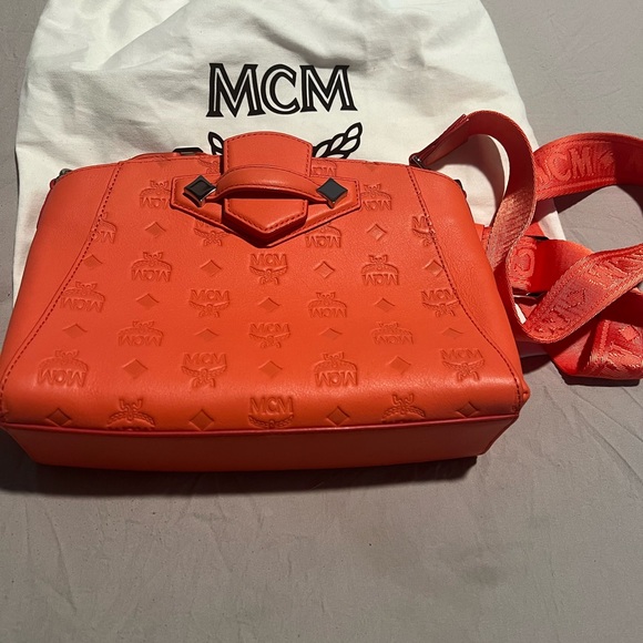 MCM Hot Coral Monogram Leather Small Essential Crossbody Bag - Picture 4 of 6